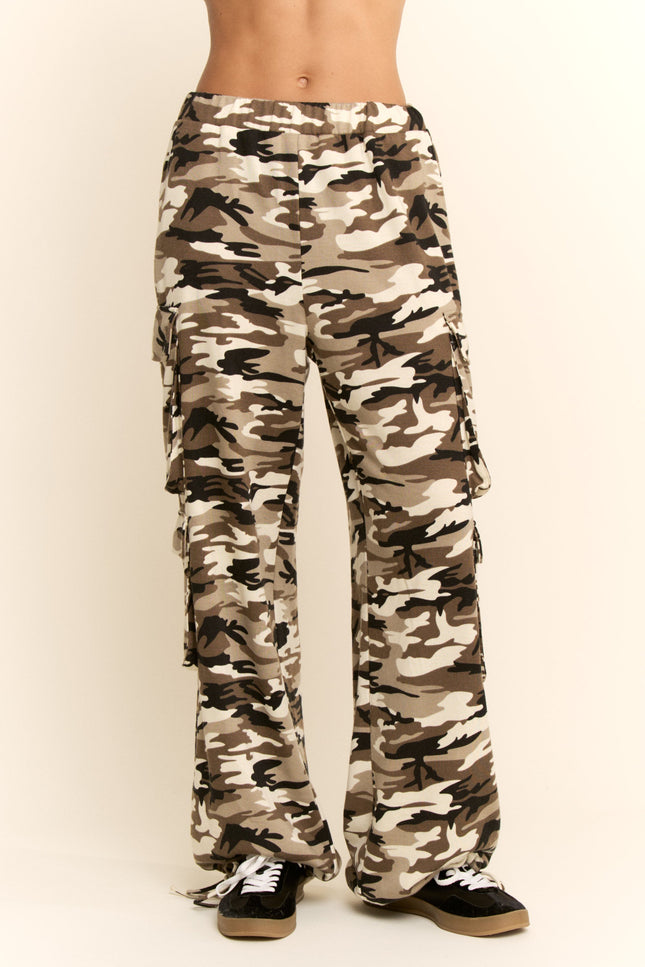 Scout Cargo Pants — Sand Camo front