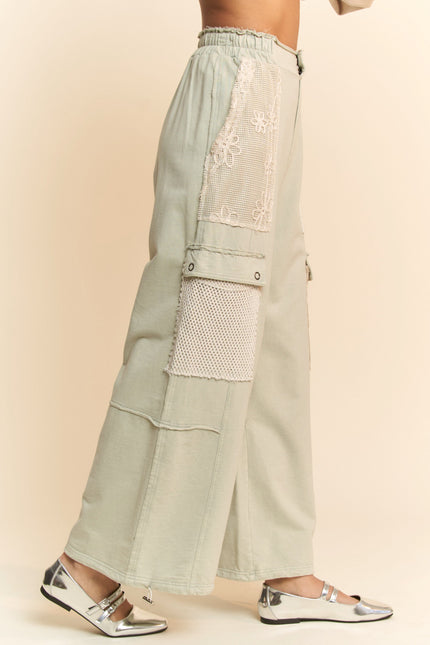 Kort Pant — Sage side