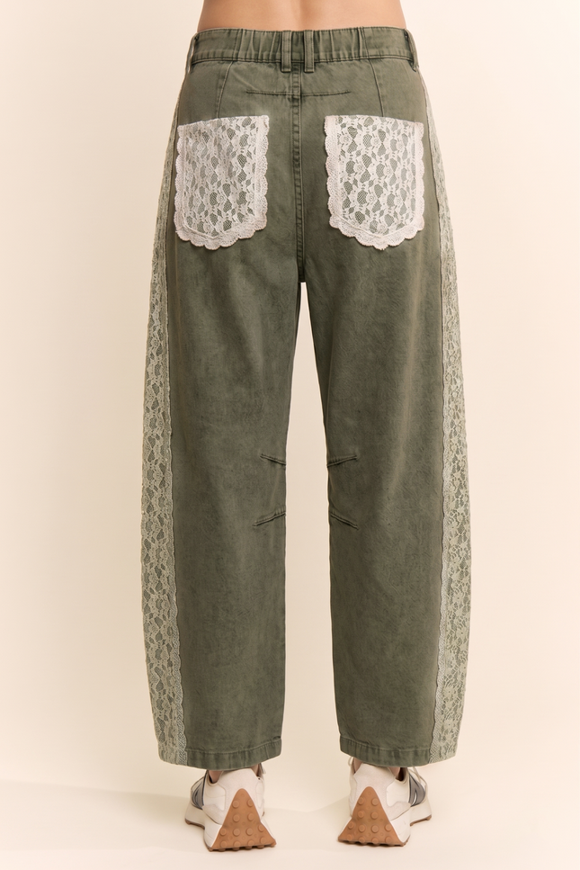 Écrin Jeans — Olive back