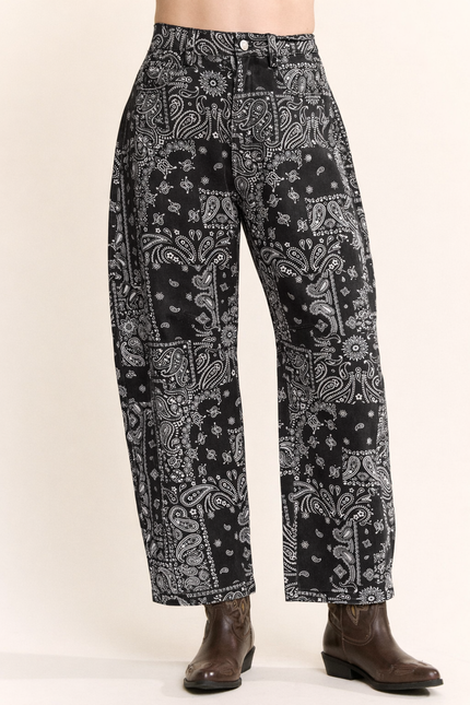 Bandelier Jeans — Black front