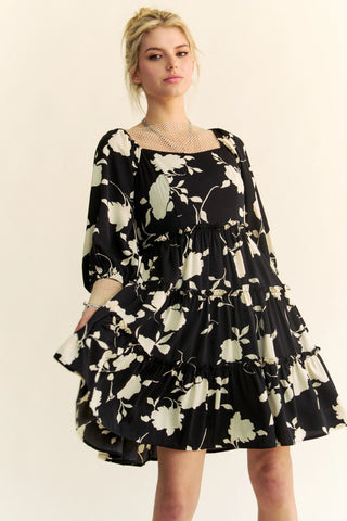 Floral Print Tiered Mini Dress – Square Neck Balloon Sleeve Silhouette