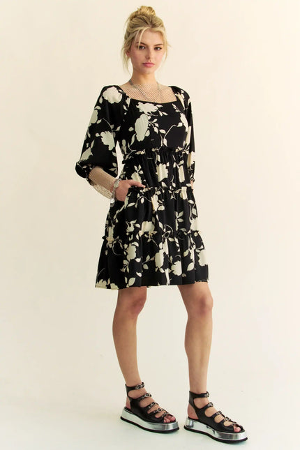 Floral Print Tiered Mini Dress – Square Neck Balloon Sleeve Silhouette