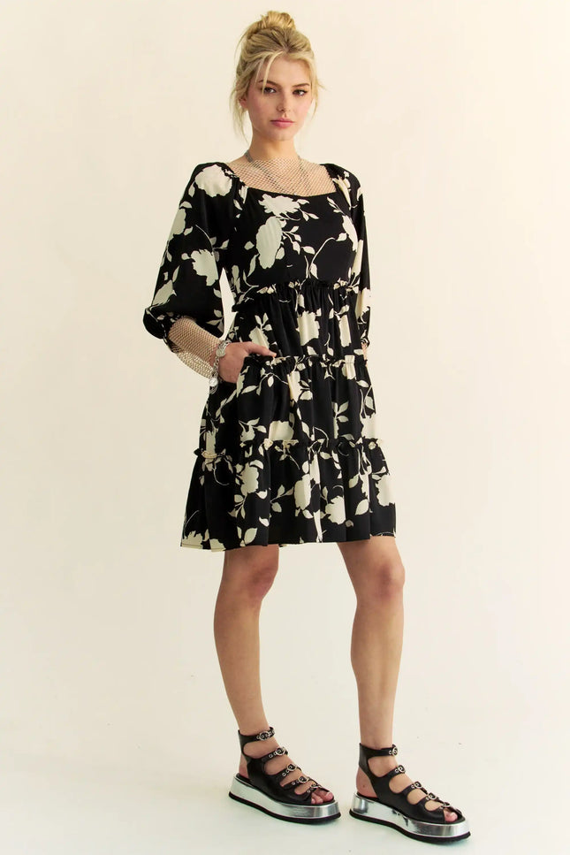 Floral Print Tiered Mini Dress – Square Neck Balloon Sleeve Silhouette
