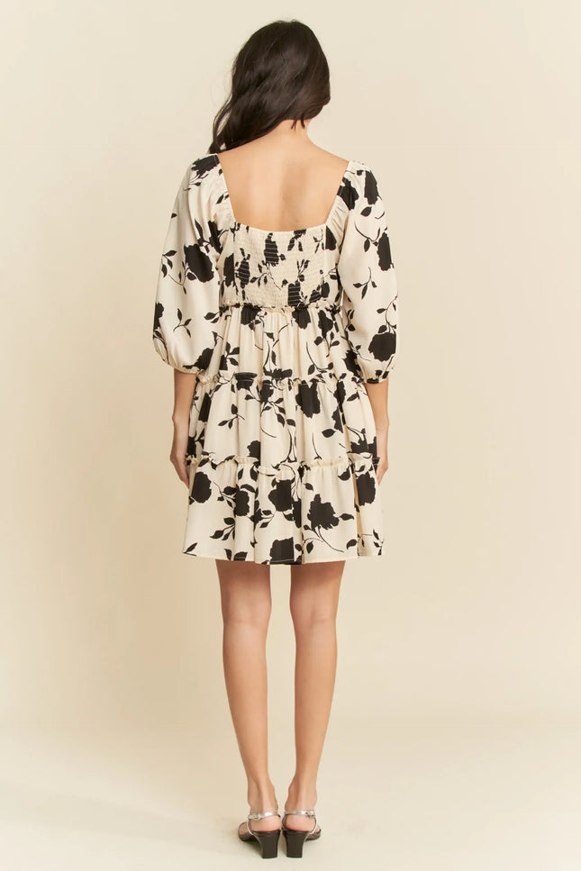 Floral Print Tiered Mini Dress – Square Neck Balloon Sleeve Silhouette