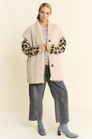 Lazaro Vest