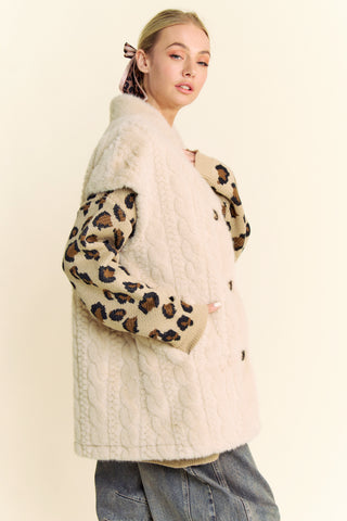 Lazaro Vest