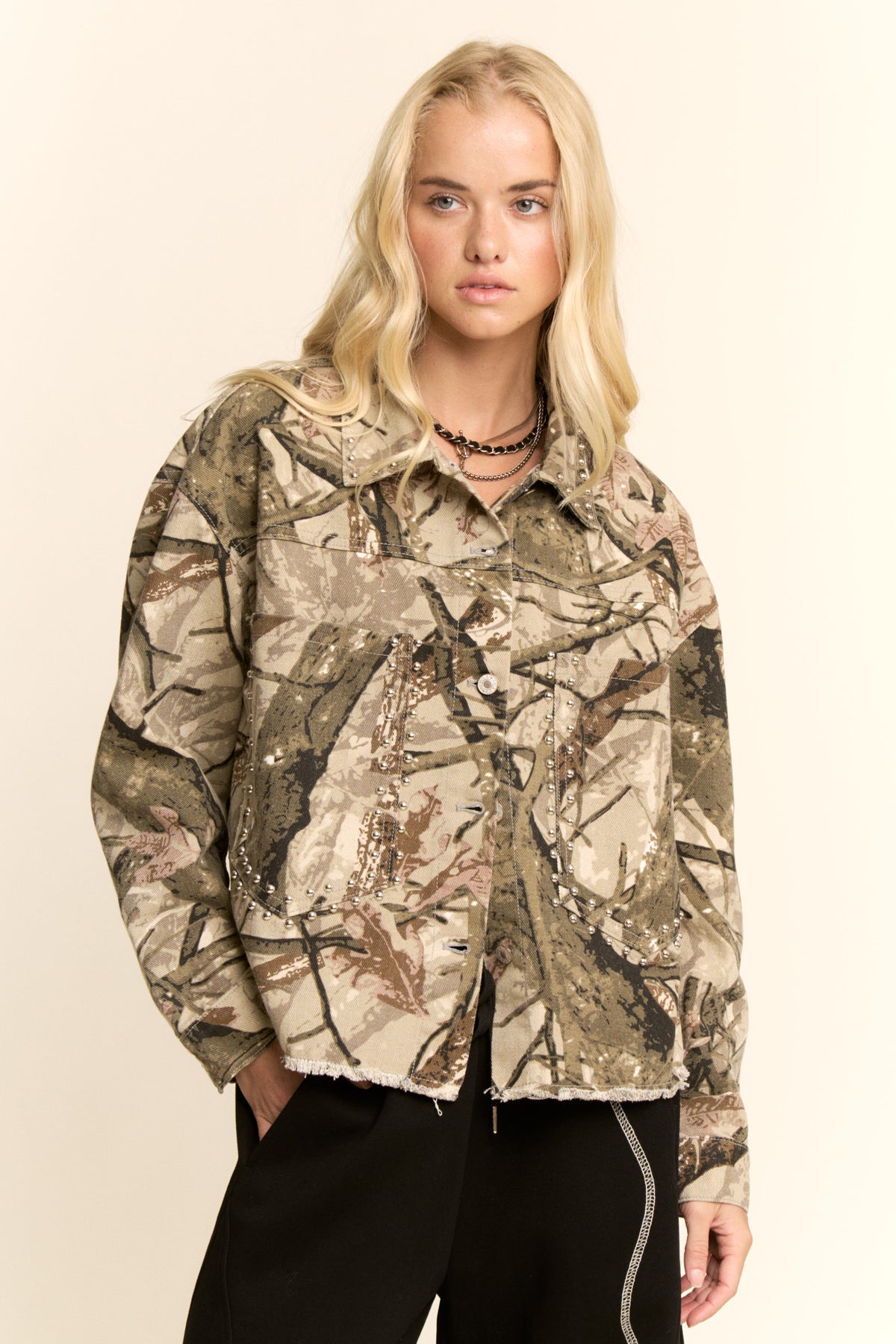 Bastira Jacket