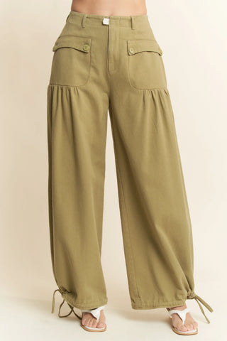 Sundrive Pants – Utility Pleat Wide-Leg Denim