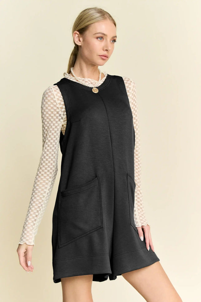 Sleeveless Jumper Mini Dress – Relaxed Fit Pocket Tunic
