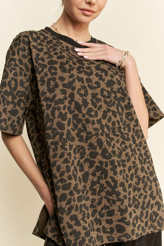 Moon Safari Tee – Oversized Leopard Tee (Pink)
