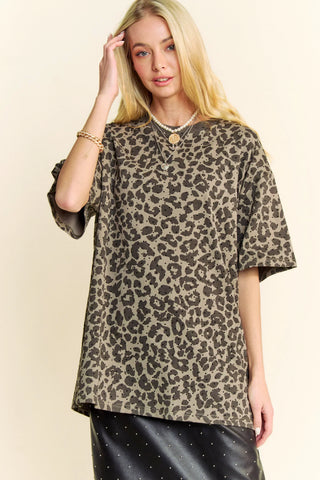 Moon Safari Tee – Oversized Leopard Tee (Pink)