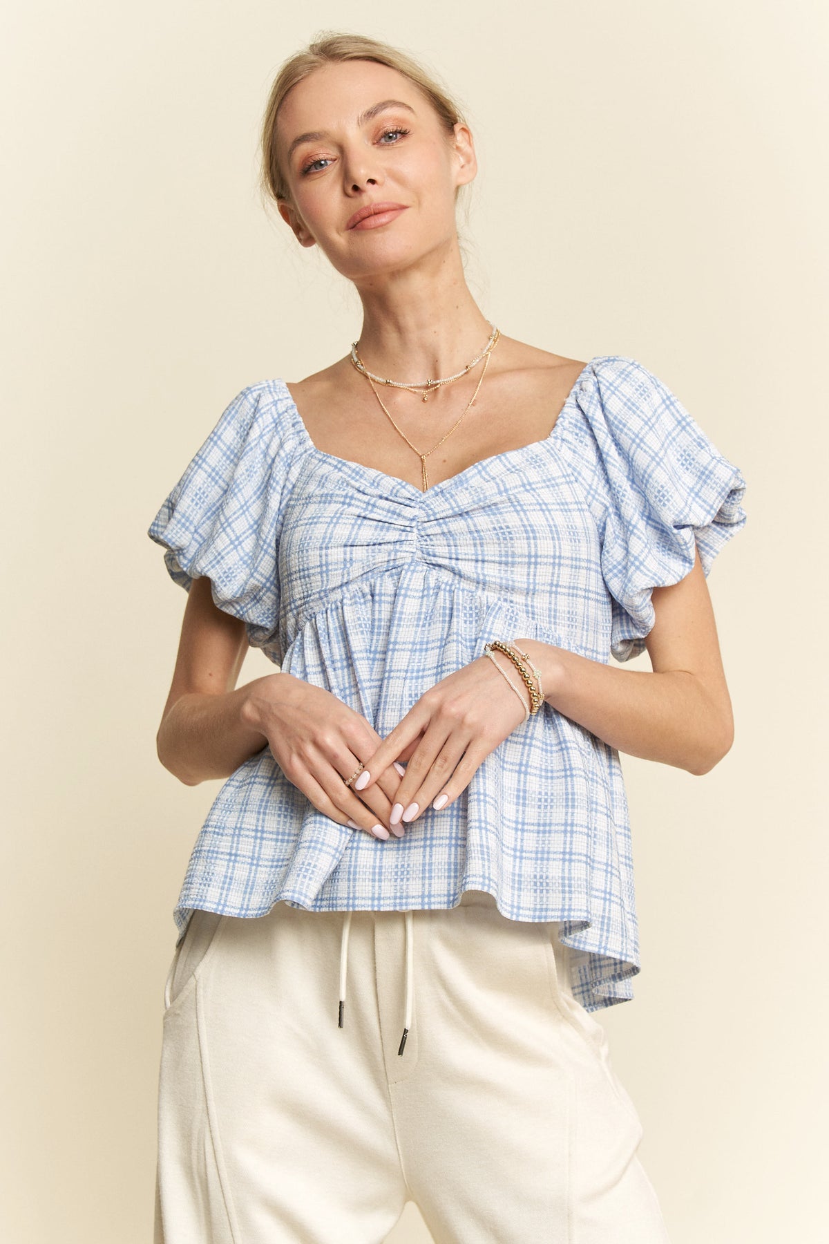 Della Top