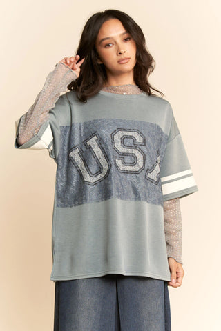 USA Lace Varsity Tee – Oversized Graphic T-Shirt with Sporty Stripe Sleeves